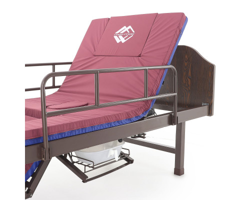 Кровать медицинская механическая для лежачих больных с туалетным устройством и функцией «кардиокресло» Е-49 (MM-2120Н-10)
